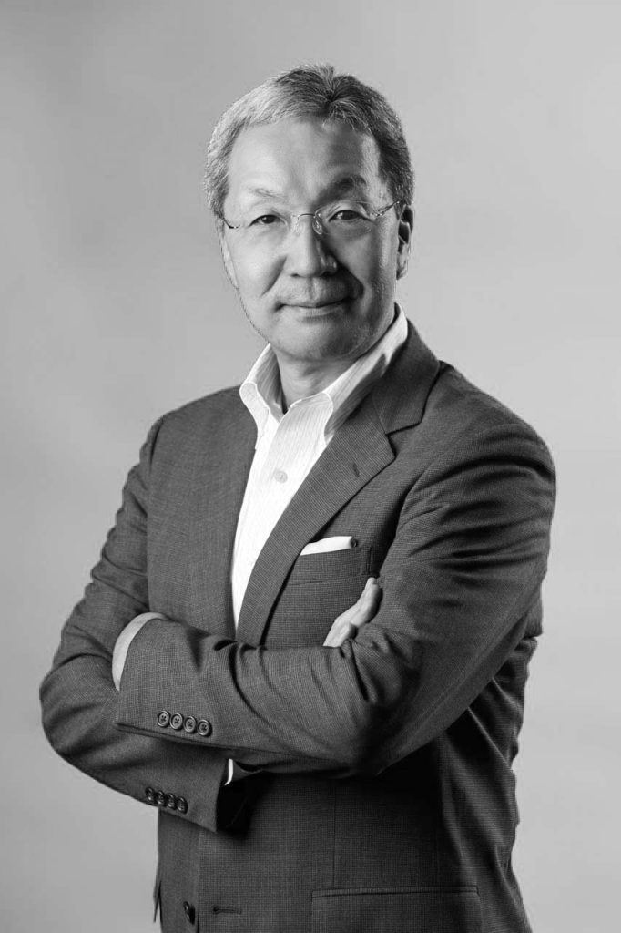 Black and white corporate portrait of Tomoyuki Hirate, Vice President at Google Cloud — singapore C-suite portrait photography, singapore CEO corporate photographer
