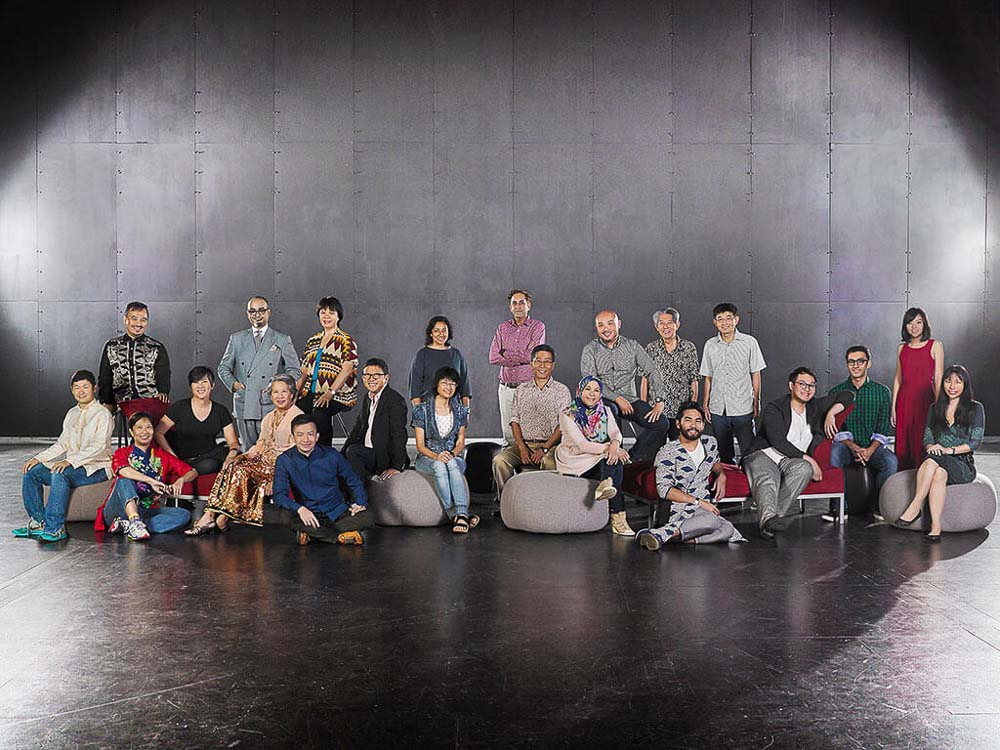 Creative, cinematic, and professional corporate group portraits photography in Singapore