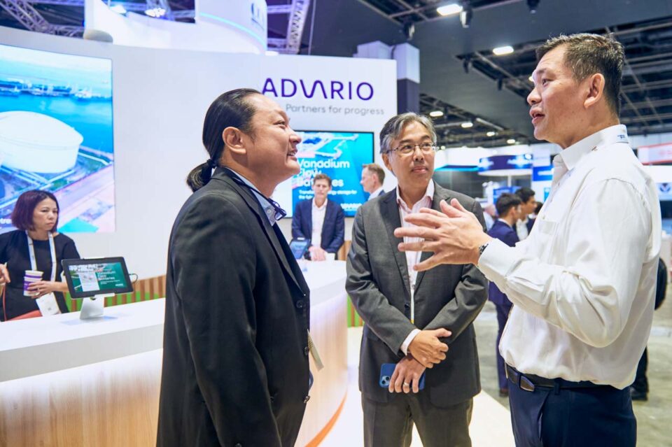 Delegates gathered at the Advario stand during Singapore Maritime Week — singapore corporate events photographer, professional corporate events photography singapore