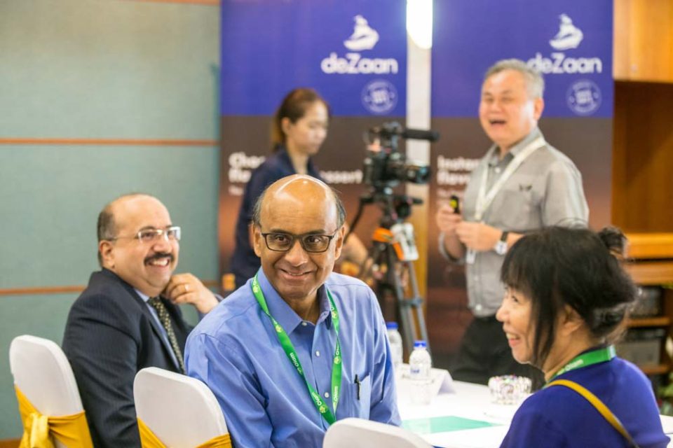 Senior officials in discussion during a 2020 ministerial visit in Singapore — singapore corporate events photographer, professional corporate events photography singapore